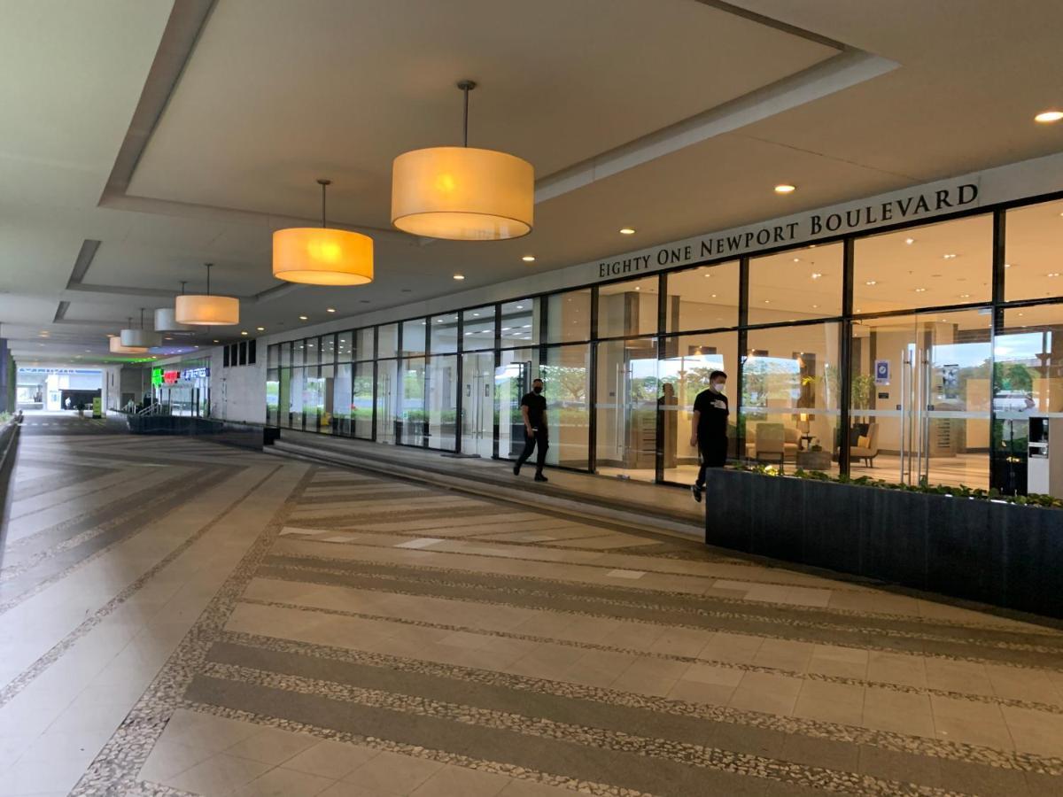 81 Newport Boulevard Cluster 4 - 8F Across Naia Airport, Terminal 3 Pasay Buitenkant foto