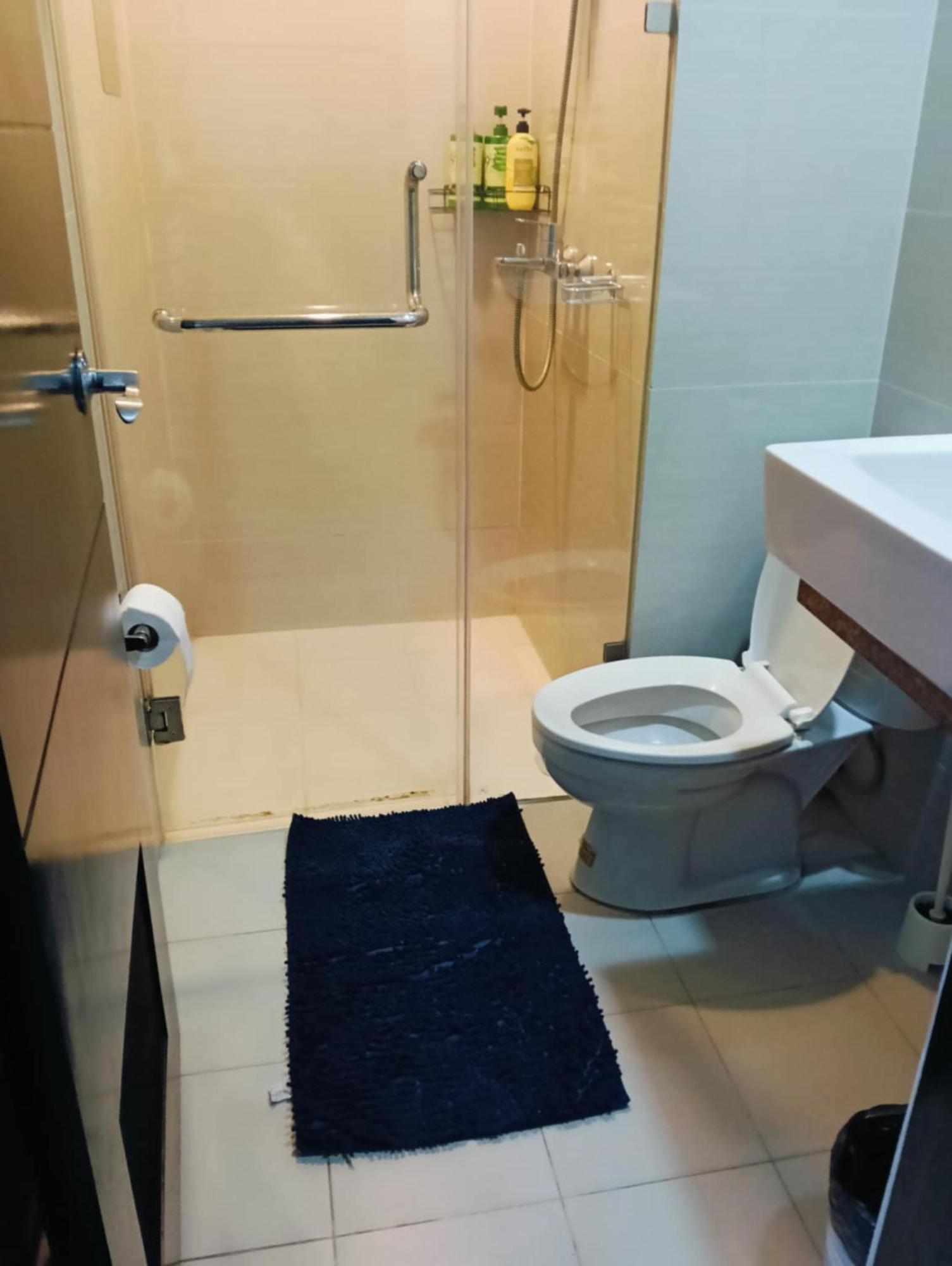 81 Newport Boulevard Cluster 4 - 8F Across Naia Airport, Terminal 3 Pasay Buitenkant foto
